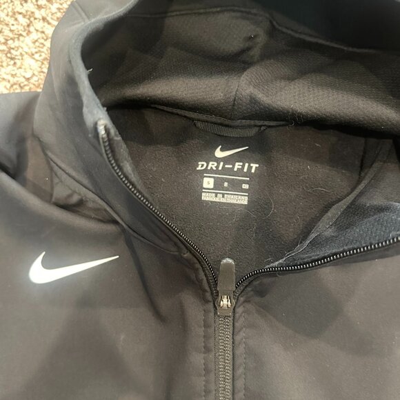 Nike Parka (Jacket) Black - Picture 2 of 4